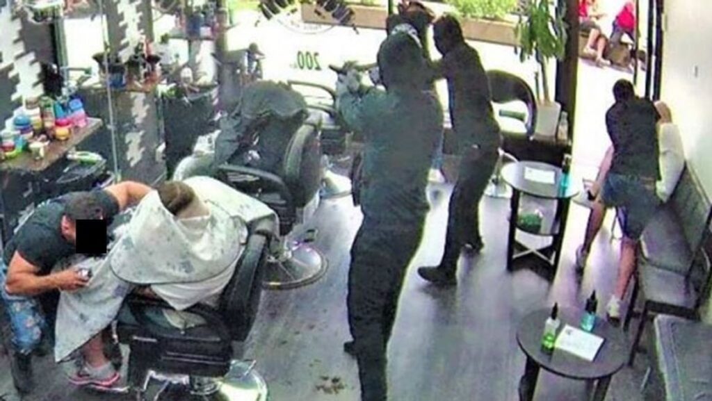 ギャング殺人で有罪判決を受けた人たちは全員、外国の背景を持っていた