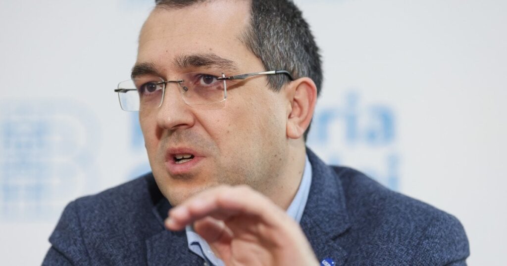 ヴラド・ヴォイクレスク氏、PSD交渉離脱後「卑劣者の振る舞い」