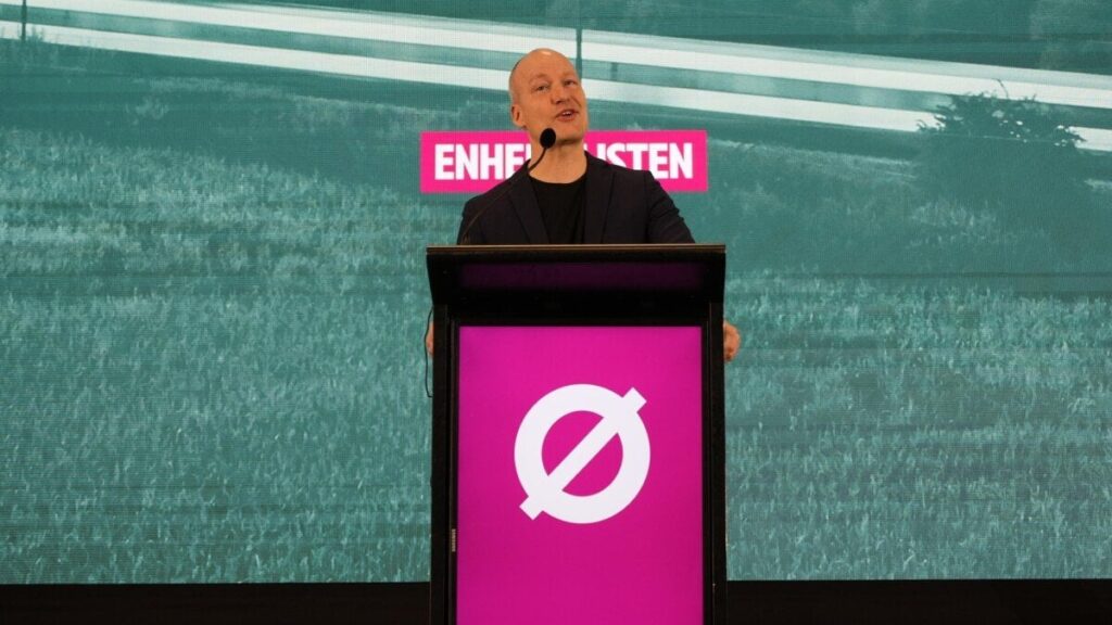 Enhedslistenの過半数が赤左翼を党にダメージを与えるものとして投票