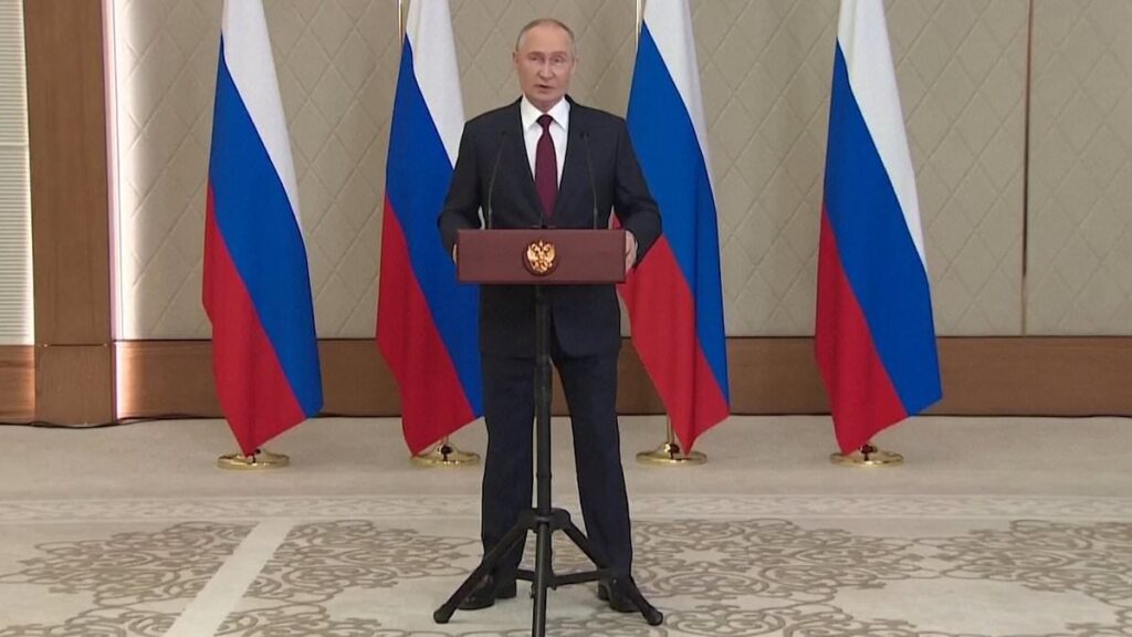 プーチン大統領の足が制御不能にけいれんする奇妙な映像、ロシア指導者が健康上の問題を抱えている最新の証拠