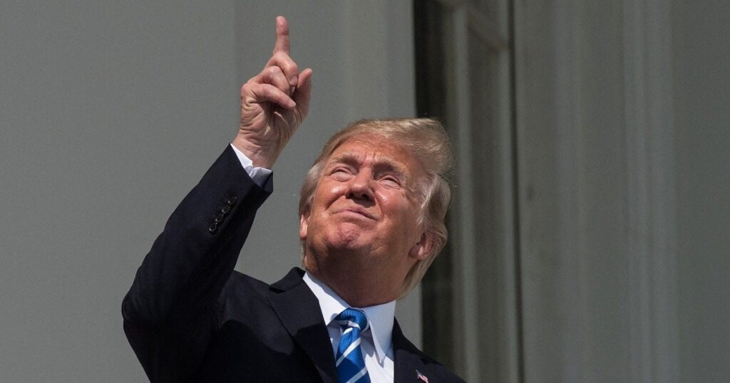 トランプ大統領、夏時間の廃止を目指すと表明
