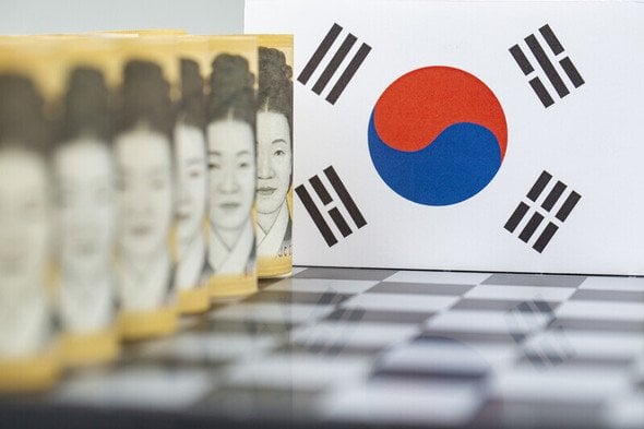 国家負債、GDP比50%を初めて上回る ｜ 韓国