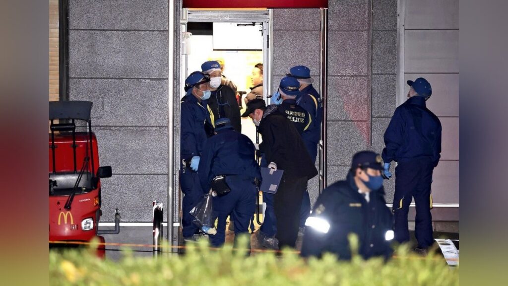 北九州マクドナルド殺傷事件、住民「怖くて出歩けない」…「近くの工場前に隠れている男を見た」との情報も : 読売新聞