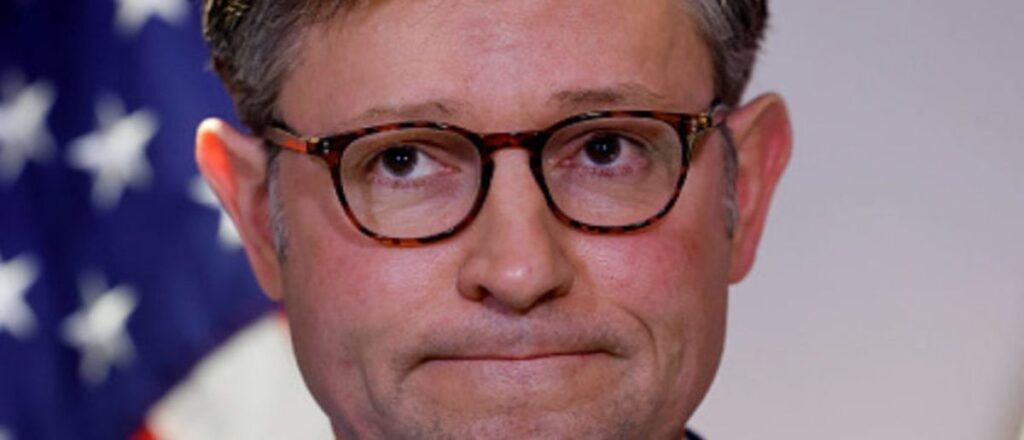 マイク・ジョンソン、重要な下院議員選挙直前に共和党の信頼を失う