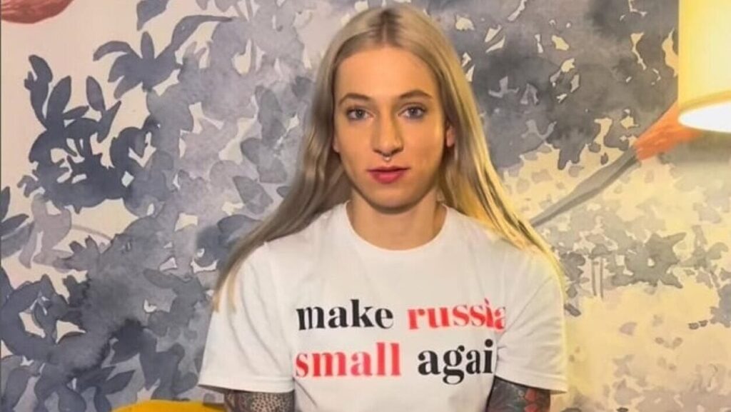 ブダペストフィットネス選手権でリトアニア選手が反ロシアシャツで失格