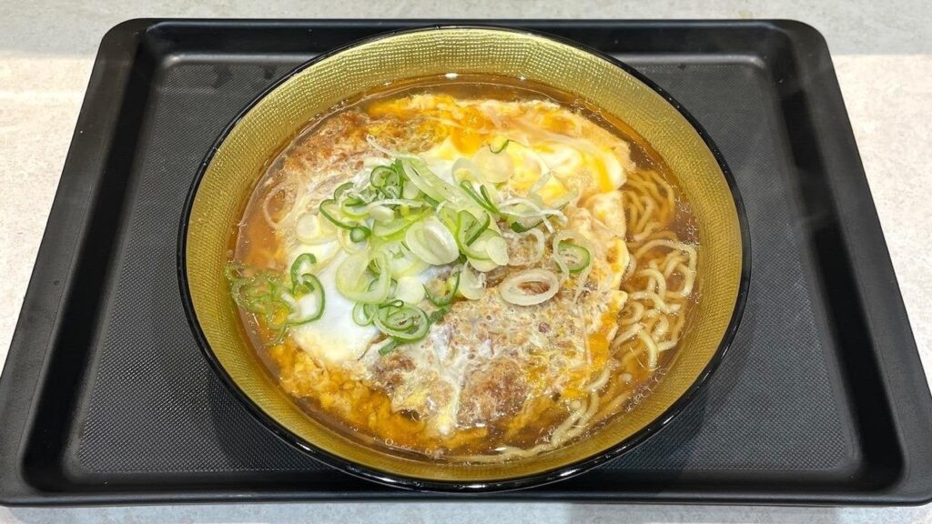 富士そばで「1600円ラーメン」を注文してみた