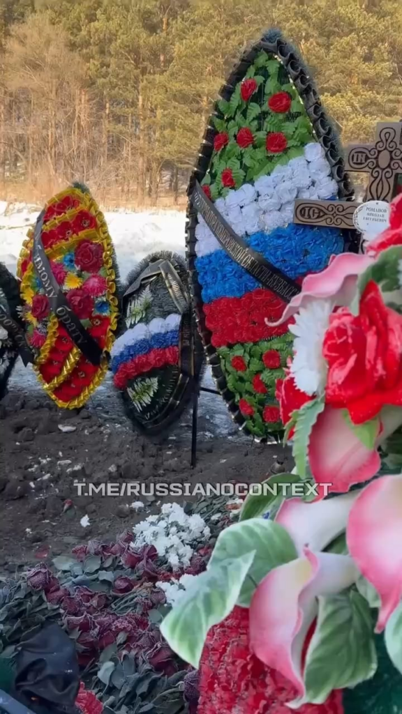 クズバス地方にある異常な量の新鮮なロシア軍の墓は、ロシアがどれだけの人的資源を流しているかを示している