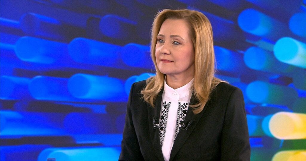CSAT文書の機密解除後、エレナ・ラスコーニ氏：「ルーマニア人はルーマニアにロシアに贈り物をしたいかどうか投票で決定しなければならない」