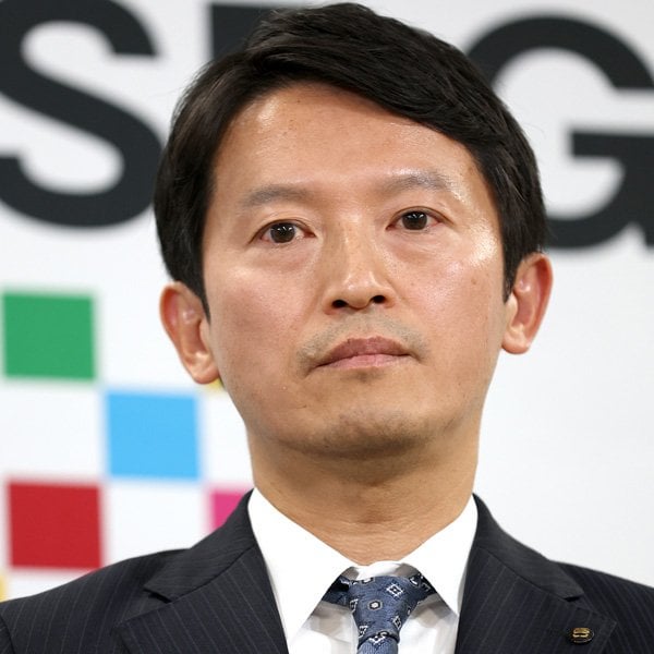 斎藤元彦・兵庫県知事にくすぶり続ける公選法違反疑惑…渦中のPR会社メルチュの「請求書」と「見積書」で違う印影が ― 代理人弁護士「会見するつもりはない」