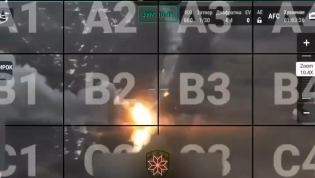ロシアのT80BVMがドネツク州ウクライナカ付近で地雷やその他のロシアの損失により破壊される