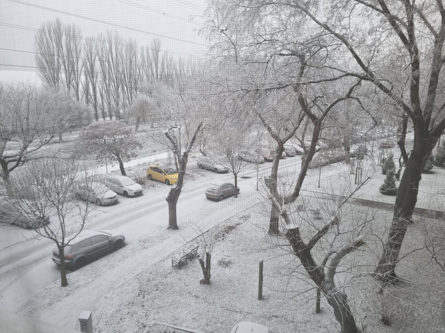 エンジェルランド、ブダペスト 2024 年 12 月 30 日。工業用雪