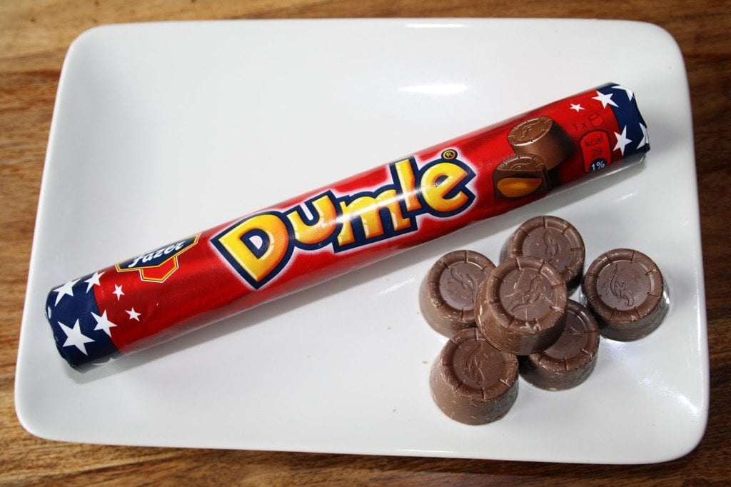 初めてフィンランドを訪れるのですが、スーパーマーケットで買える軽食は何ですか?