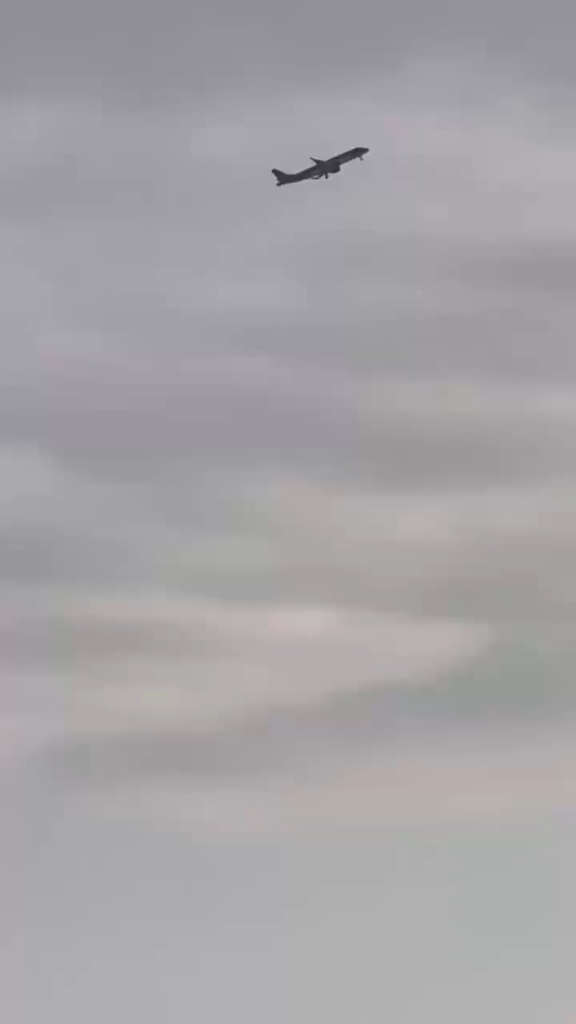 エンブラエル190墜落はロシアの対空兵器による可能性が高い。