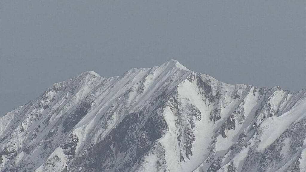 国立公園大山で遭難 単独登山で身動き取れず通報 携帯電話電池残量少なく詳細聞き取りできず…明朝捜索開始予定 鳥取県大山町
