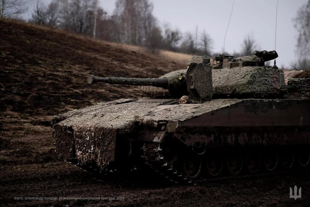 ウクライナの戦闘車両90の新しい写真