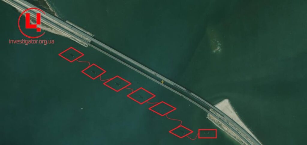 ケルチ橋防衛線のはしけ16隻が消息を絶った。 8月以来34隻のはしけがあったが、12月8日のセンチネル2号からの新しい衛星画像によると、トゥズラ島とケルチ半島の間には現在18隻のはしけしかいないことが示されている。