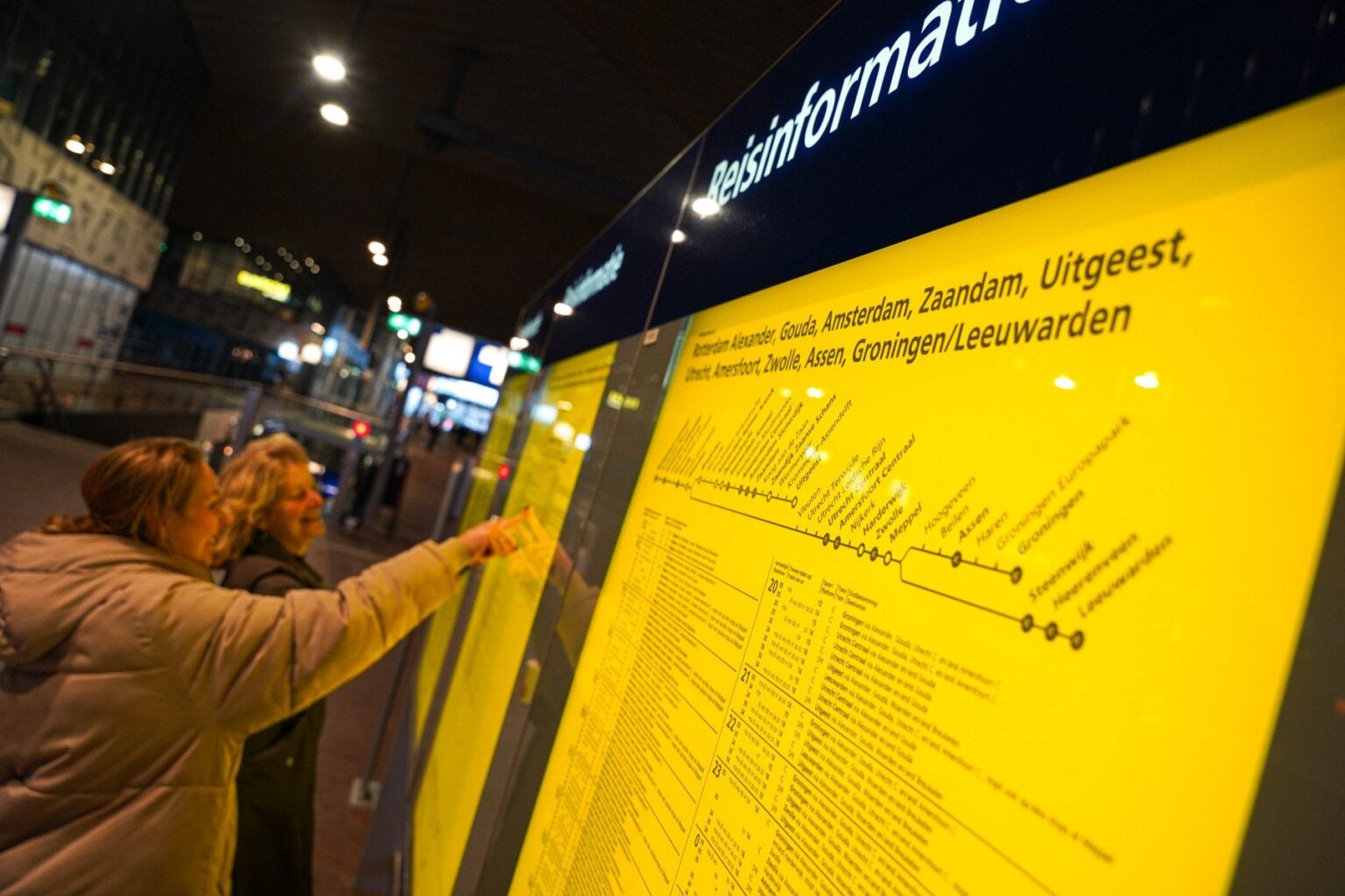 12 月 15 日から始まる新しい時刻表: 2019 年のピーク時よりも多くの列車が運行されます