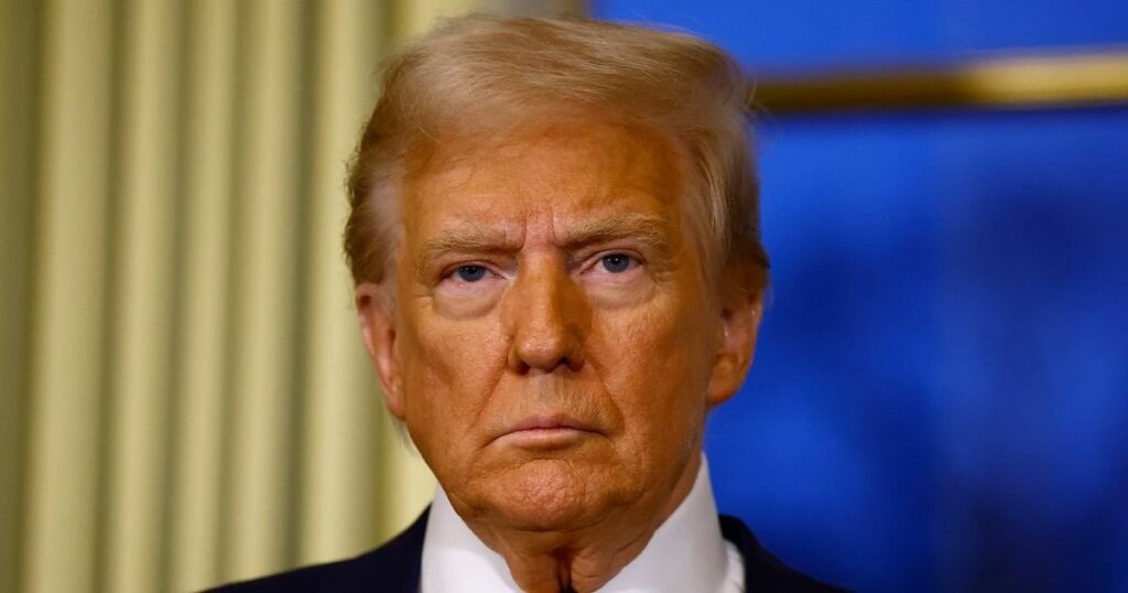 トランプ大統領、反トランス広告に数百万ドルを費やした後、トランストイレ論争を軽視 「我々が話しているのは非常に少数の人々だ」と次期大統領はタイム紙のインタビューで語った。