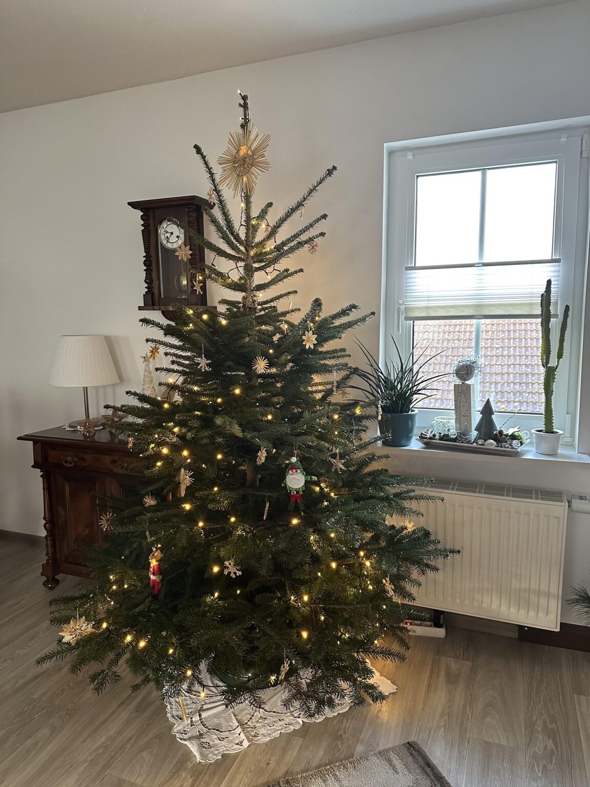 ハッピーホリデーとメリークリスマス