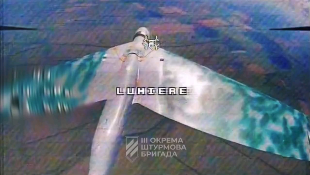 ウクライナ第3強襲旅団はハリコフ地区で100機以上のロシア製無人機を破壊し、記録を破った。このビデオでは、パイロットがどのようにそれを行ったかを示しています。 ウクライナ第3強襲旅団はハリコフ地区で100機以上のロシア製無人機を破壊し、記録を破った。このビデオでは、パイロットがどのようにそれを行ったかを示しています。