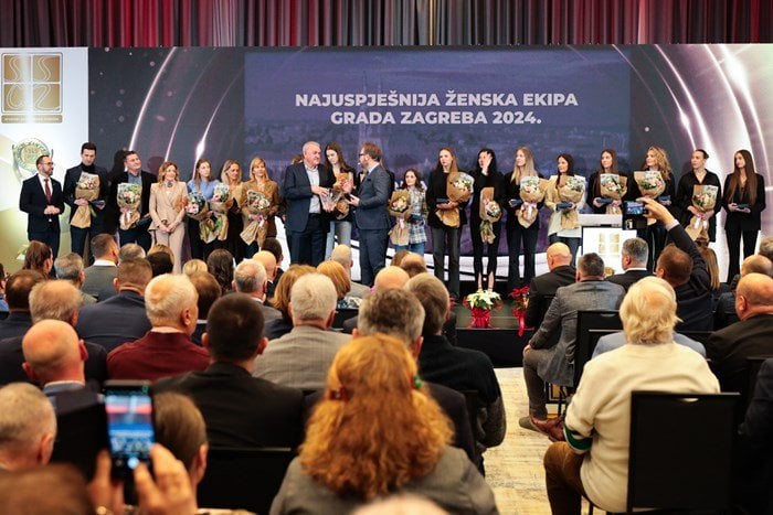トマシェビッチ市長は任期中にスポーツ予算を3倍に増額