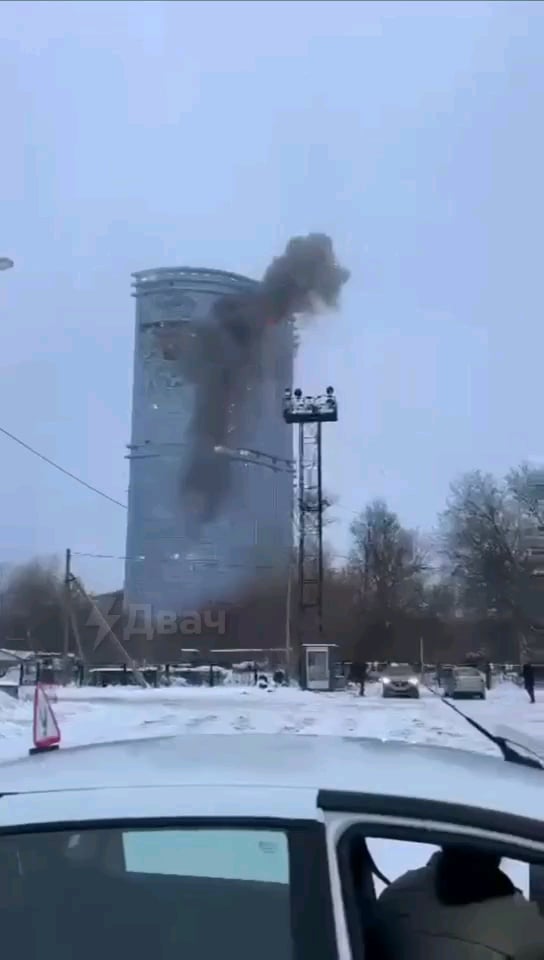 ウクライナの無人機爆弾、ロシア・カザンの集合住宅「マンハッタン」