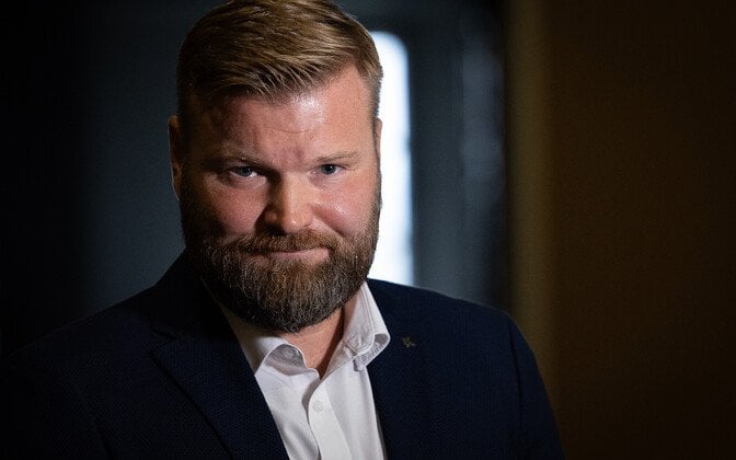 Eesti 200は、エストニア・グルジア議会グループの党首の座からラーツ氏を解任することを望んでいる