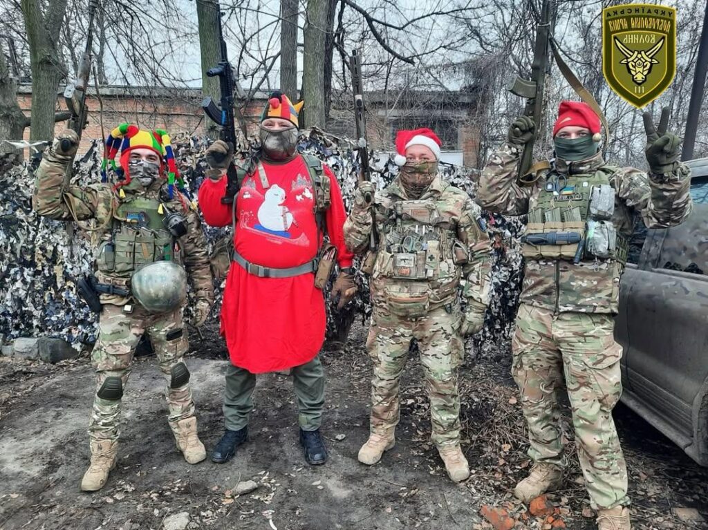 「メリークリスマス」 - ウクライナ義勇軍