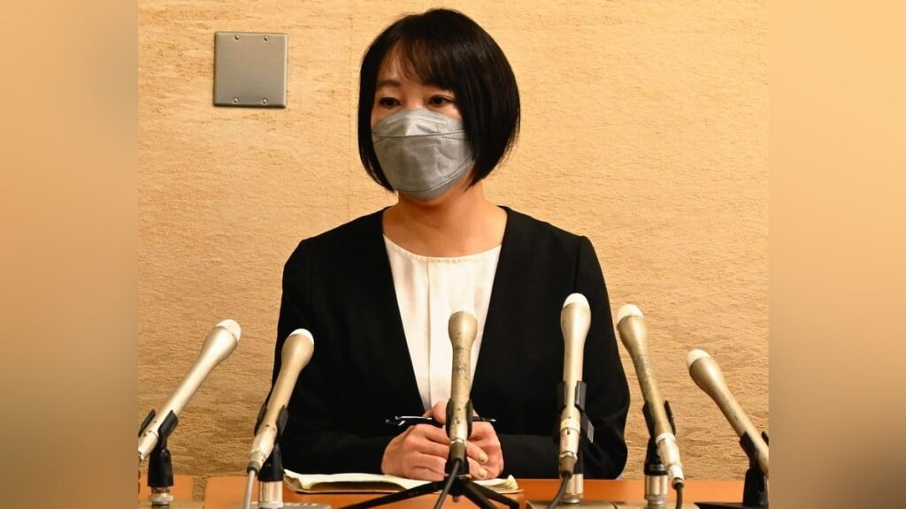 愛知県津島市:共産党の女性市議、酒に酔って看護師らに暴力…謝罪し辞職「当時の記憶ない」 : 読売新聞