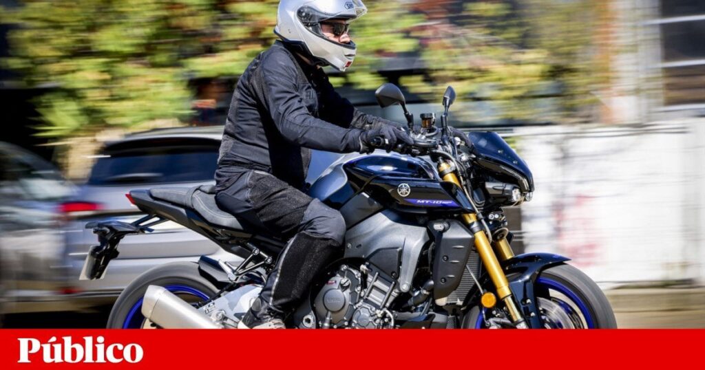 議会、オートバイの車検義務を撤廃し、バスレーンの使用を承認