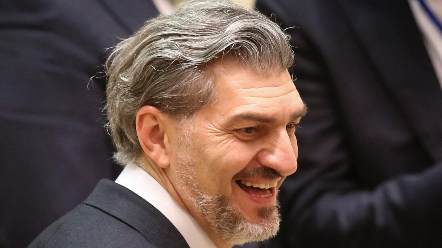 カルテロがジョージア大統領に就任！
