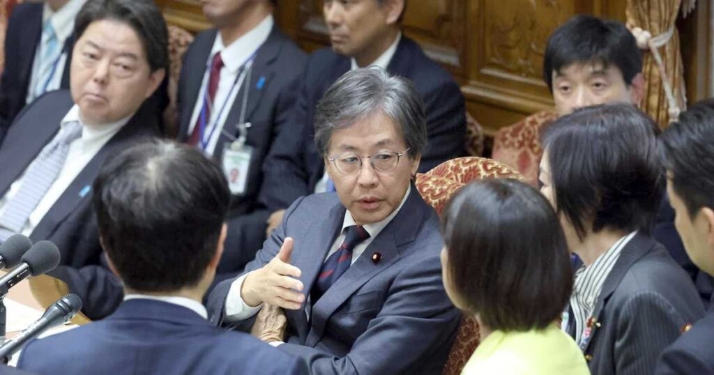 30年ぶり野党予算委員長が一喝「時間を守りなさい」 立民・安住氏「不偏不党」に警戒感
