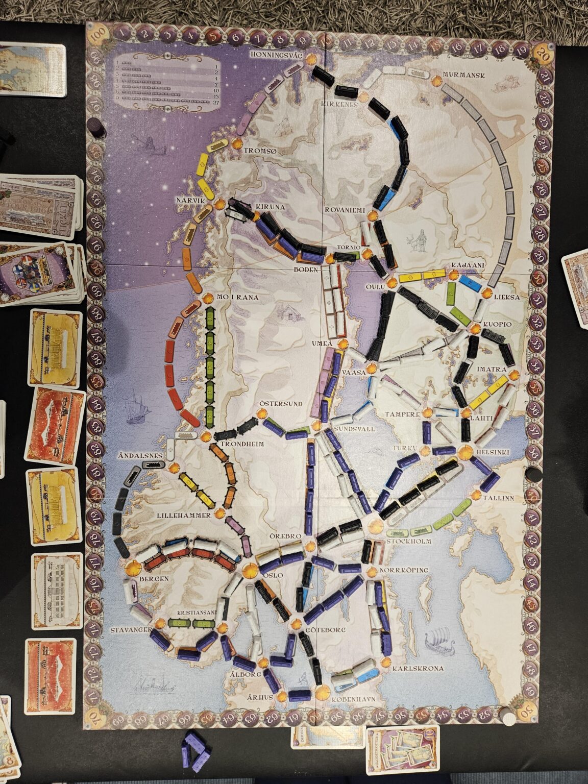 今回は、旅行の達成が非常に困難だったので、ノルウェーを避けました。実際のところ、モイラナとアンダルスネスはどれほど素晴らしいのでしょうか？そして、訪れる価値はありますか？