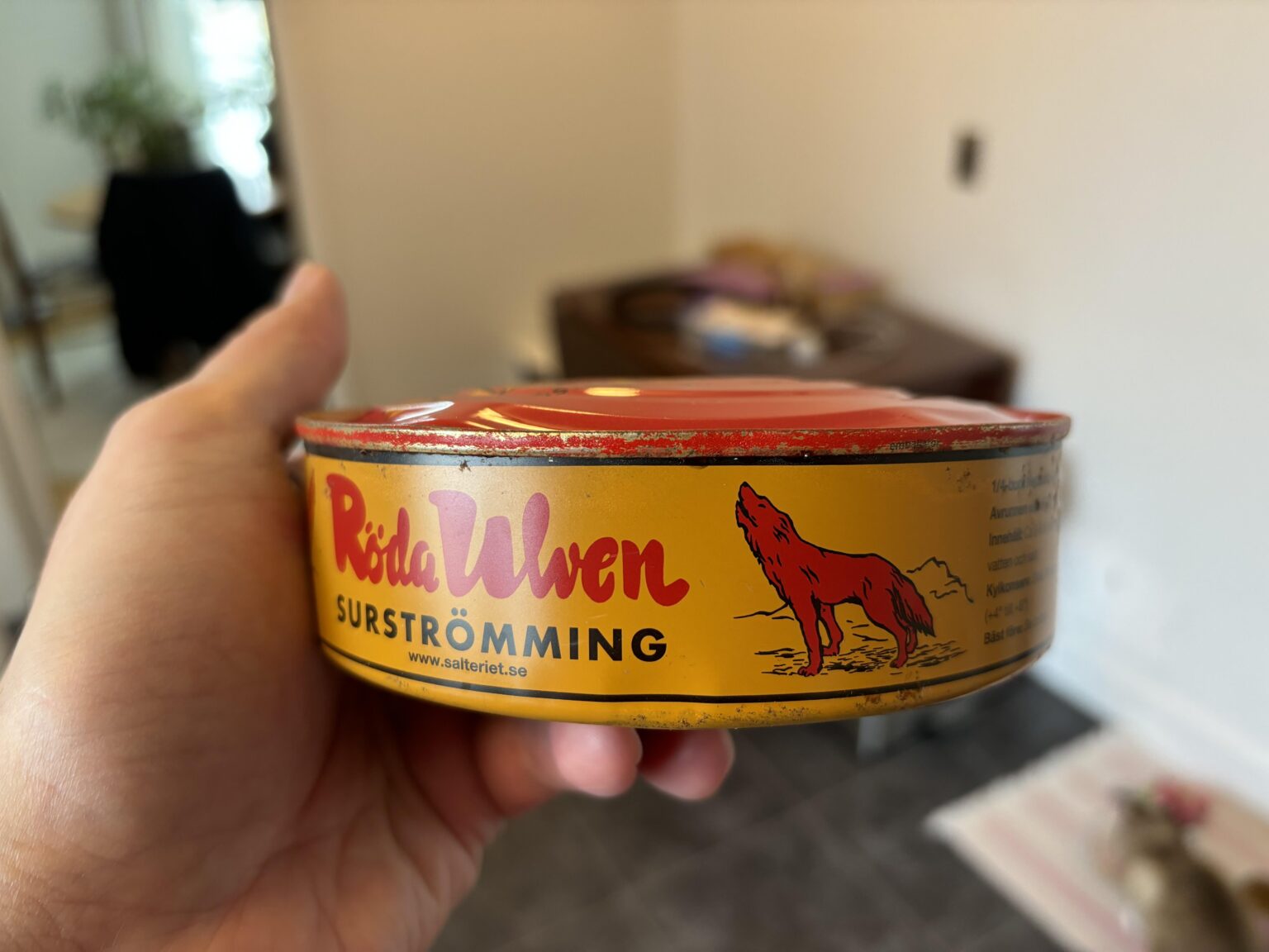 シュトルストローミングをプレゼントとして受け取りました。どうやって食べればいいですか？