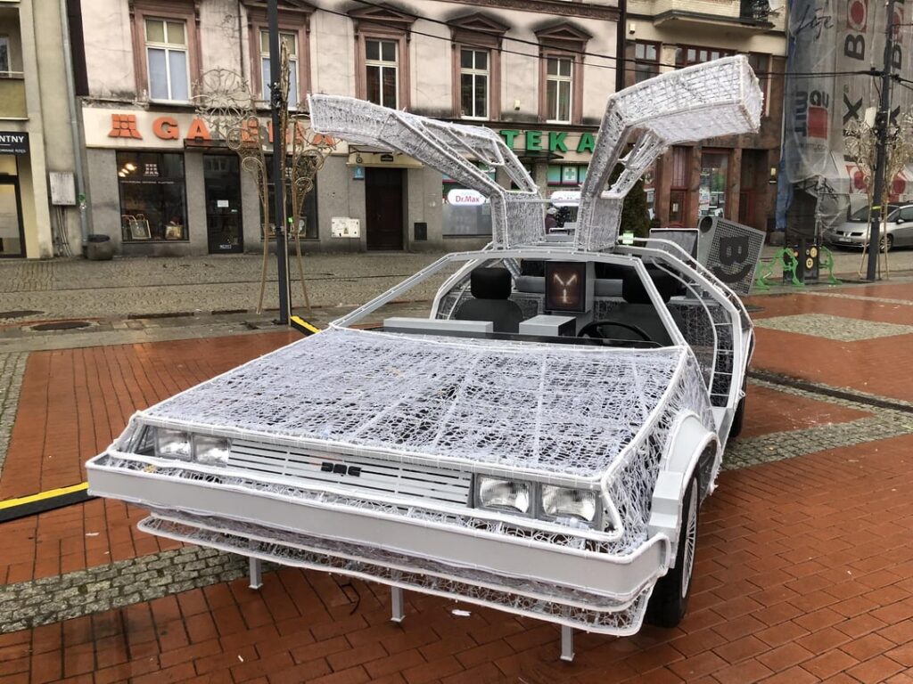 トナカイ？私たちが行くところにはトナカイは必要ありません
