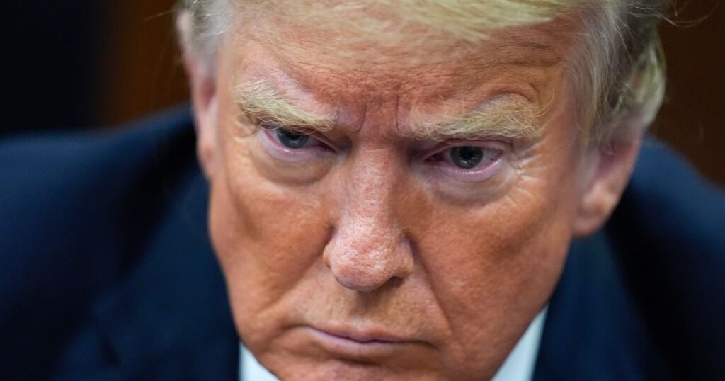 別の連邦判事が辞任決定を覆し、トランプ大統領の議席補充計画を台無しにする
