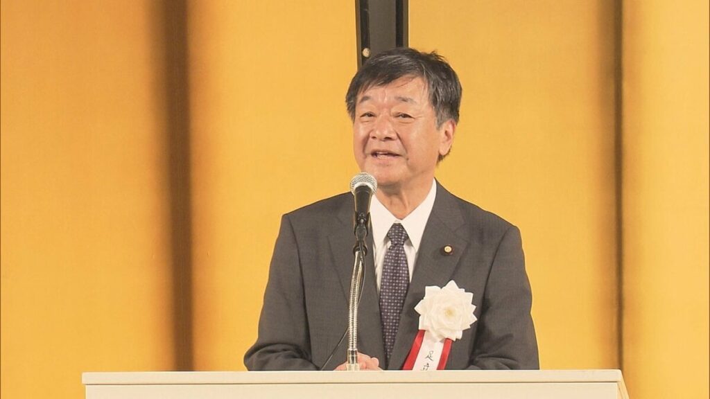 自民・足立敏之参院議員が溺死 モルジブでシュノーケリン中に行方不明に 30日に足立氏の事務所が公表