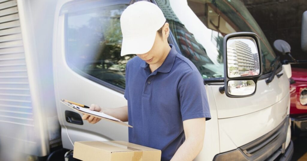 日本の産業はこのままで大丈夫か…「物流破綻」がいよいよやってくる「深刻すぎる実態」― 中高年が綱渡りで物流網を維持している現実