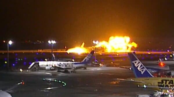 「問題なしね」「はい、問題なしです」滑走路進入直前の海保機のやりとり判明…管制官と“進入許可”の交信無し 運輸安全委員会が経過報告書公表【日航機・海保機衝突事故】｜FNNプライムオンライン