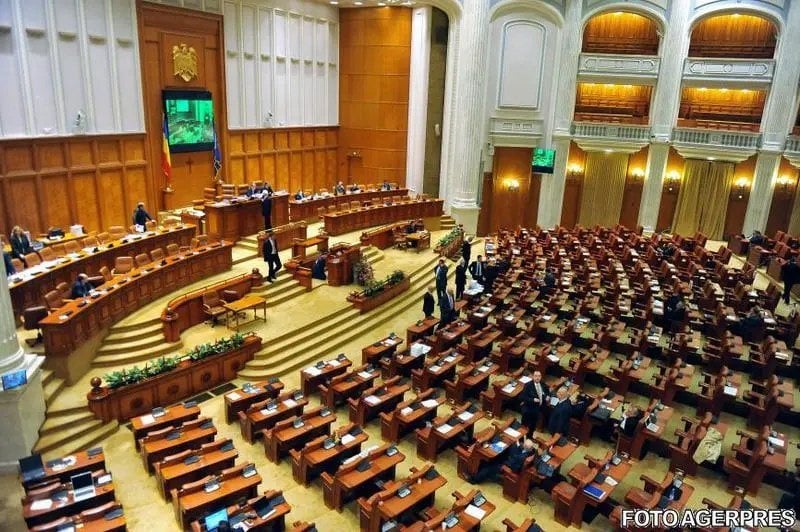 PSD、USR、PNL、UDMRが署名した共同決議の後、新政府樹立に向けた交渉が始まる