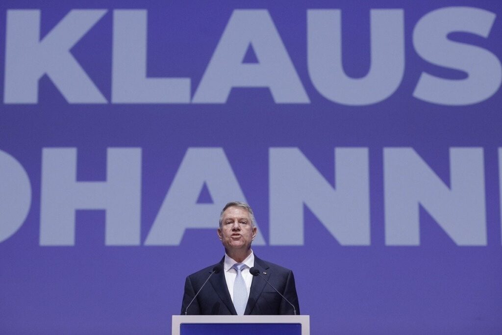 速報 ヨハニス大統領は、選挙運動に関する秘密情報を機密解除した。完全なドキュメントを参照
