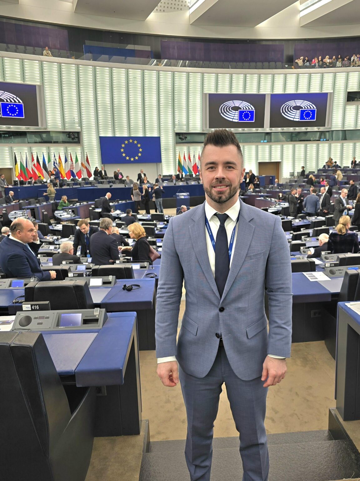 EP の独立した公衆衛生委員会