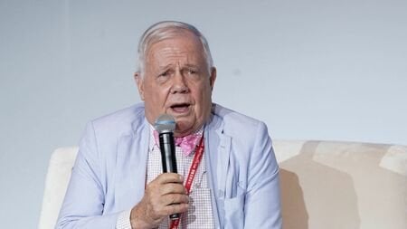 ジム・ロジャーズ「日本経済は歴史的に見て異常」 人口減少と負債増加が同時に起きているのはヤバい（東洋経済オンライン） - Yahoo!ニュース