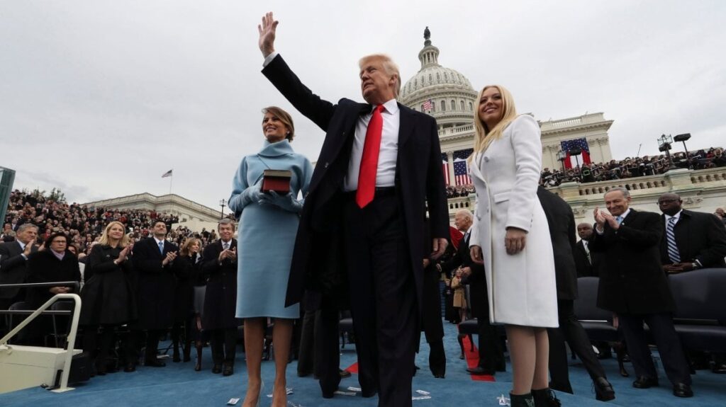 大企業はトランプ氏を否認した。今、彼らは再びドナーです