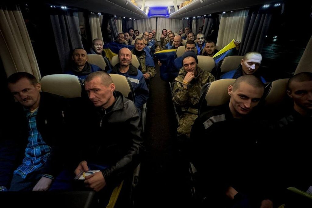 ウクライナ国民189人がロシア捕虜から帰還