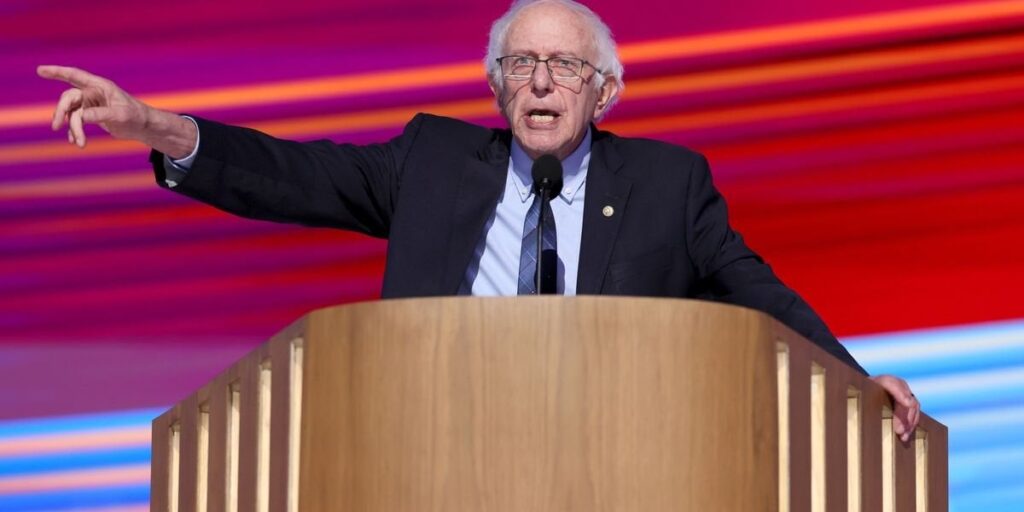 バーニー・サンダース氏、FOXニュースの論説で米国の寡頭制を批判「我々が懸念すべきは、経済やメディアに対する億万長者の所有権や支配だけではない。超富裕層も我々の政府を買収し、アメリカの民主主義を損なっている」とサンダース氏は書いた。