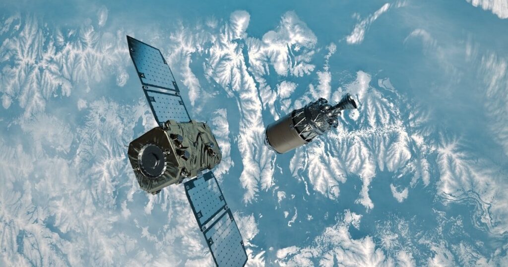 アストロスケール、宇宙ごみ15メートルまで接近 世界初