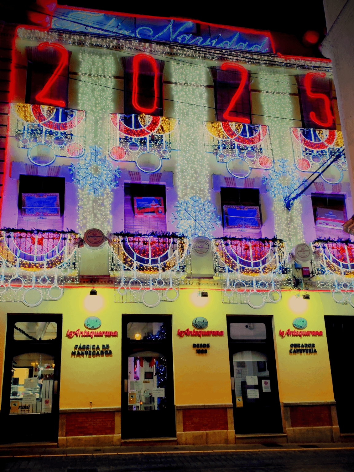 2025年明けましておめでとうございます！ (アンテケラ訪問時の写真)