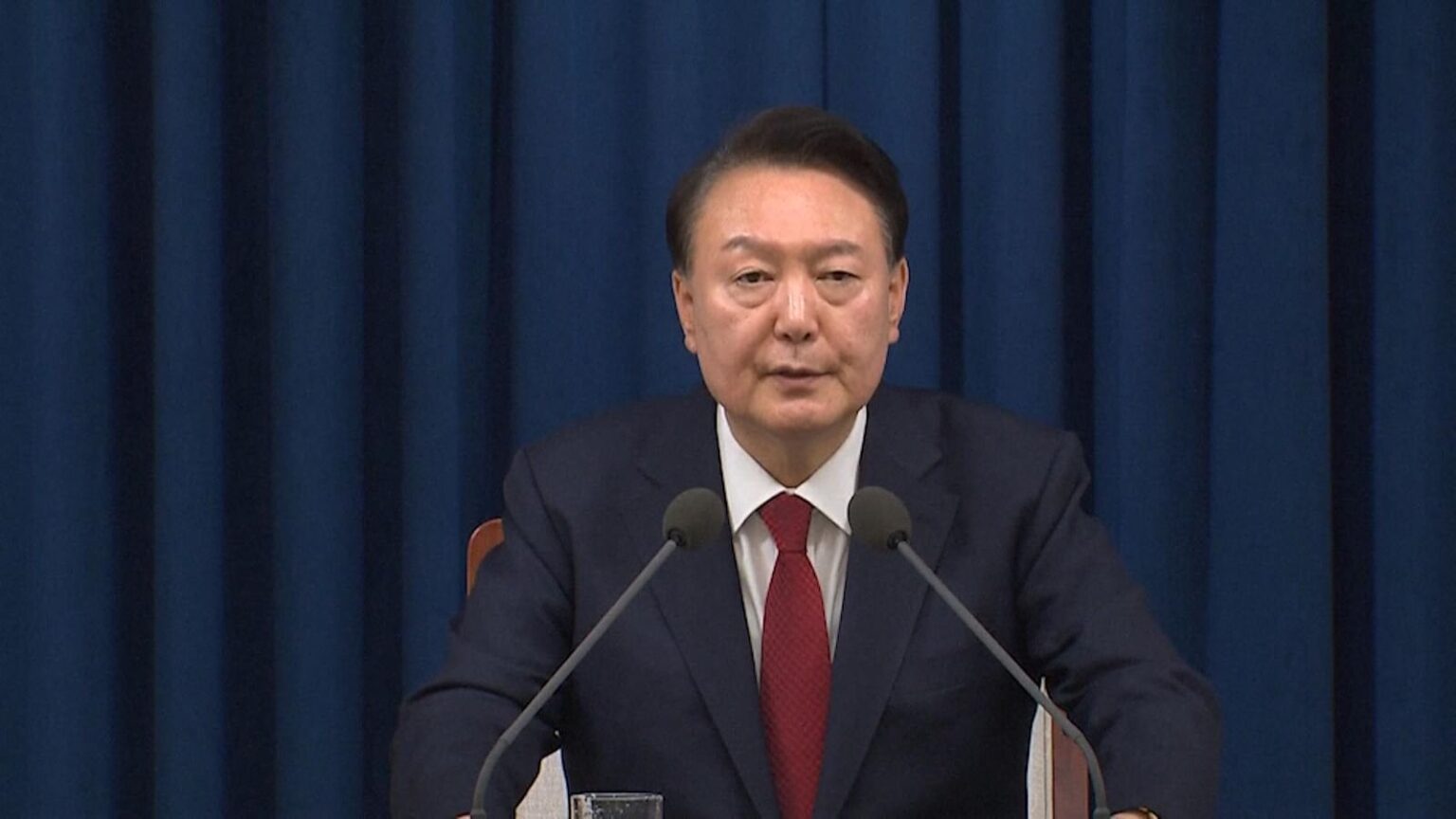 韓国大統領「もう何もして遊ぶことはできない」