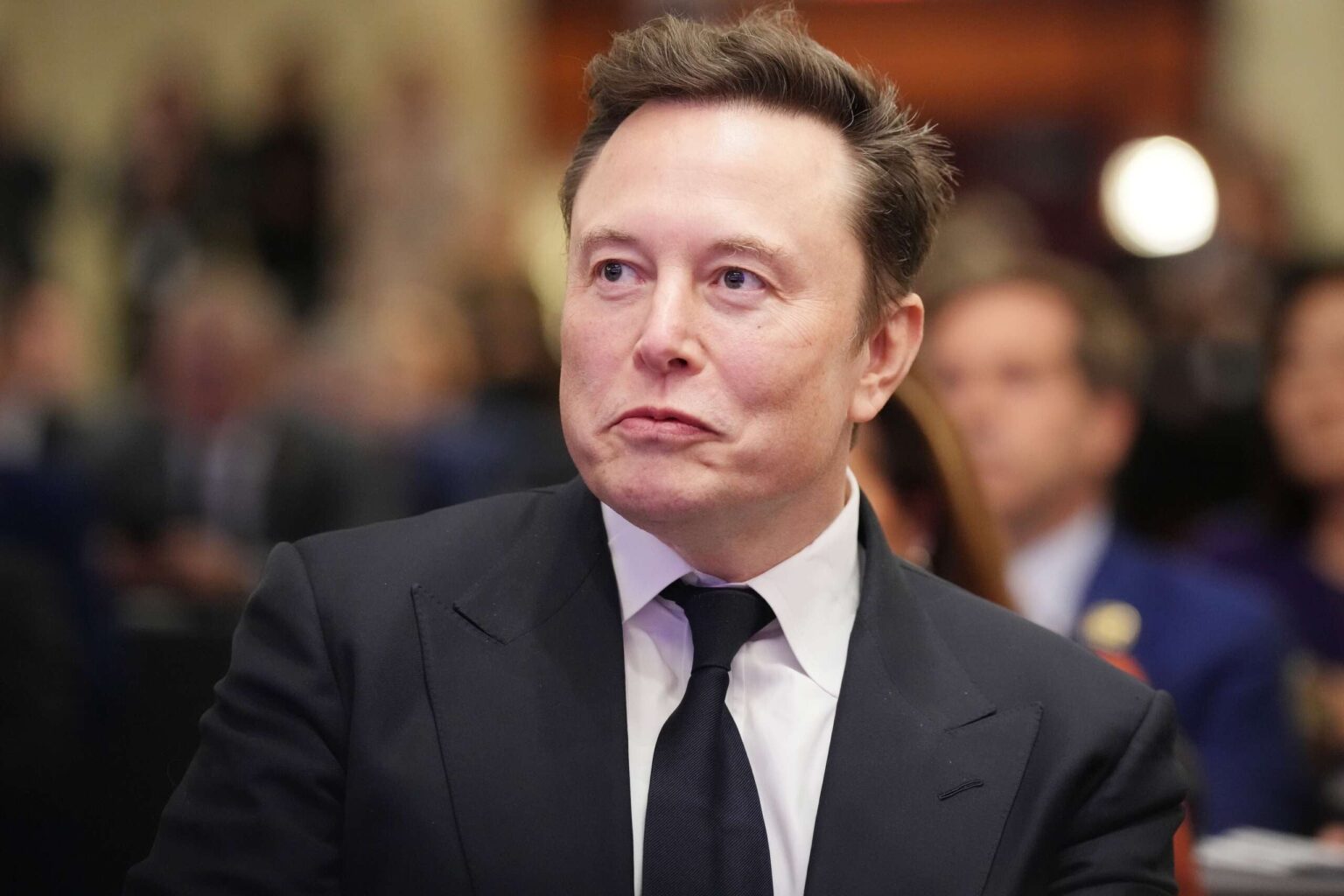イーロン・マスク氏の初等民主党議員への脅しでスーパーPAC禁止の新たな緊急性が高まる